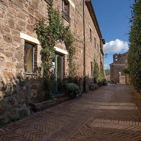 Hotel Scilla 3*