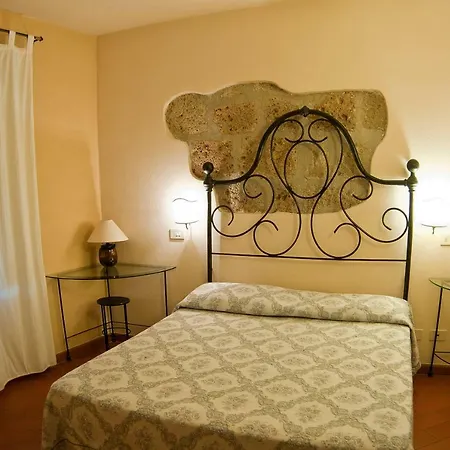 Hotel Scilla 3*